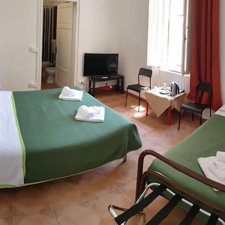 Toscana فندق مبيت وإفطار